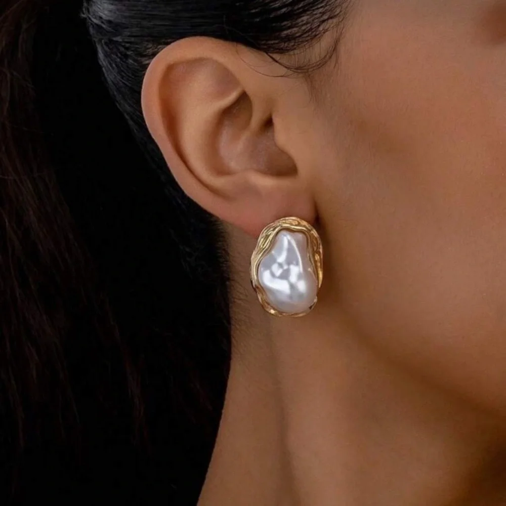 RARE cult gaia gold pearl earrings - Picture 3 of 5